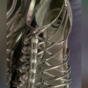 🔵 G by Guess sandals